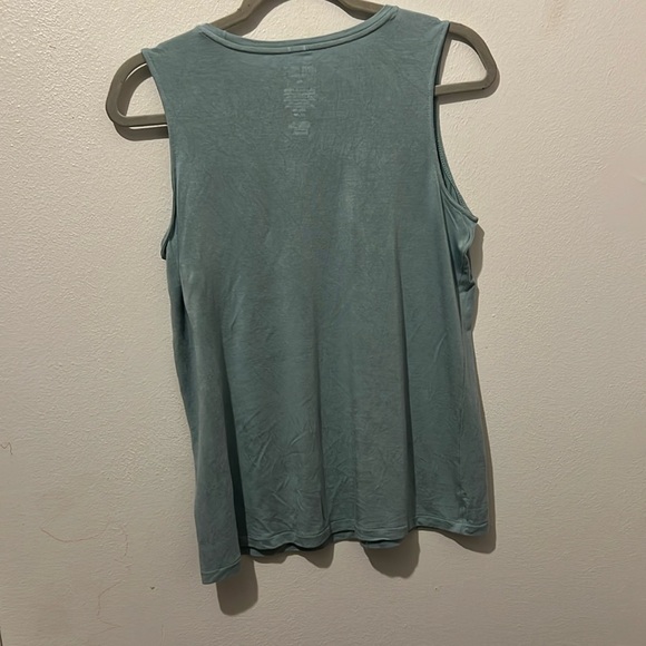 3/$10 Women’s Nine West Soft Spun Tank Top Sleeveless Size Medium Turquoise - Picture 3 of 4